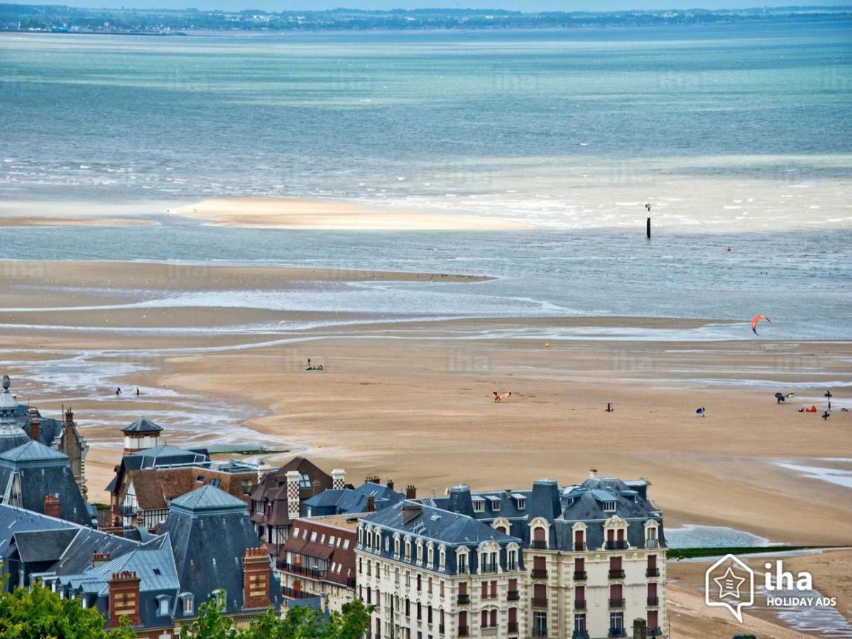 Proche De La Mer 2 Adultes Et 2 Enfants Appartement Houlgate Buitenkant foto