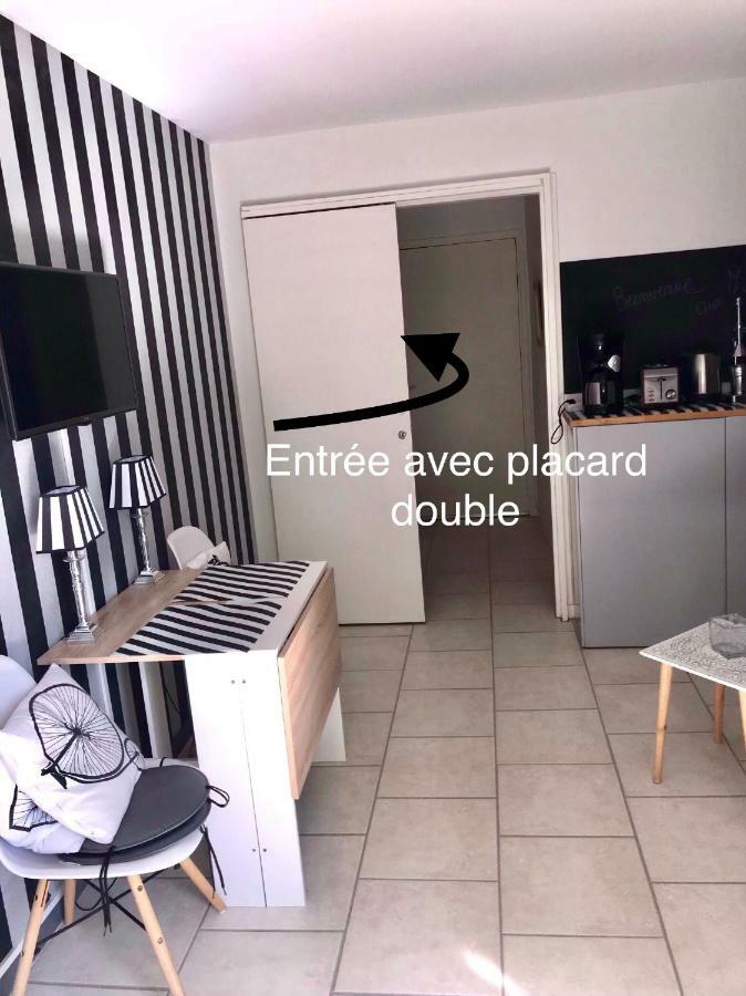 Proche De La Mer 2 Adultes Et 2 Enfants Appartement Houlgate Buitenkant foto